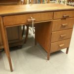 919 9534 WRITING DESK